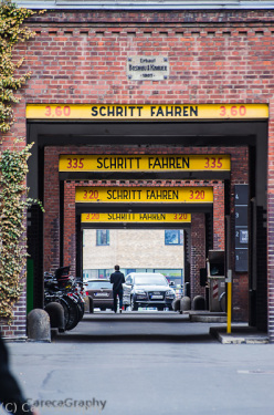 Bild 24 Kopf einziehen ihr Basketballspieler